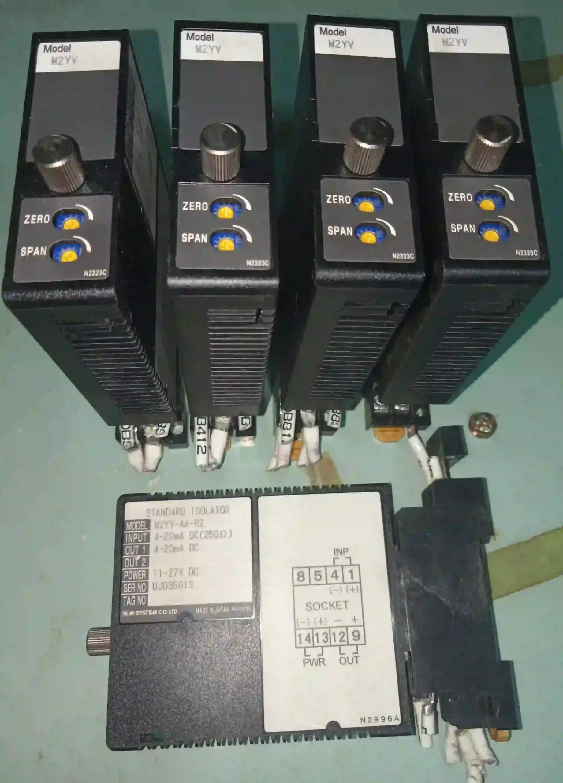 M2YV-AA-R2 M-System co., Ltd. 4-20mA input output Mini-M Super-Mini Signal Conditioner Standard Isolator signal transduction signal transmitter. Japan. In stock.